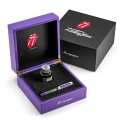 montegrappa-rollingstones-limited-edition-penoblo-1962-fueller-purple-lila-EE08-159218-verpackung-offen_79469725-0a73-45a8-8f64-d8c996a8673d_700x.webp