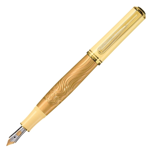 pelikan_m_640_sahara_fountain_pen_special_edition_2007_missing_pen6.webp